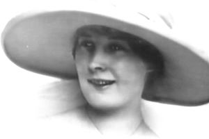 Charlotte Huppertz, his wife